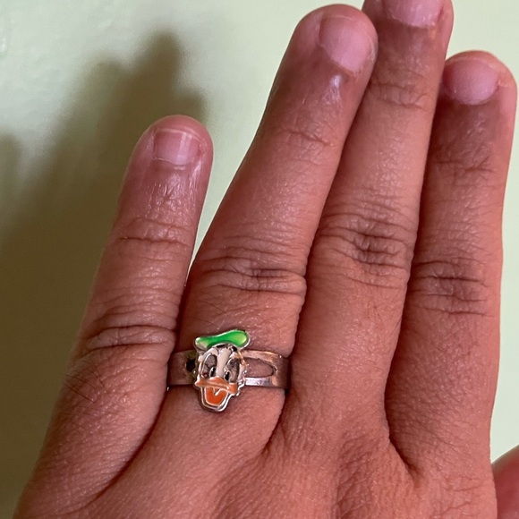Silver and Green Donald Duck Adjustable Ring - Picture 4 of 5